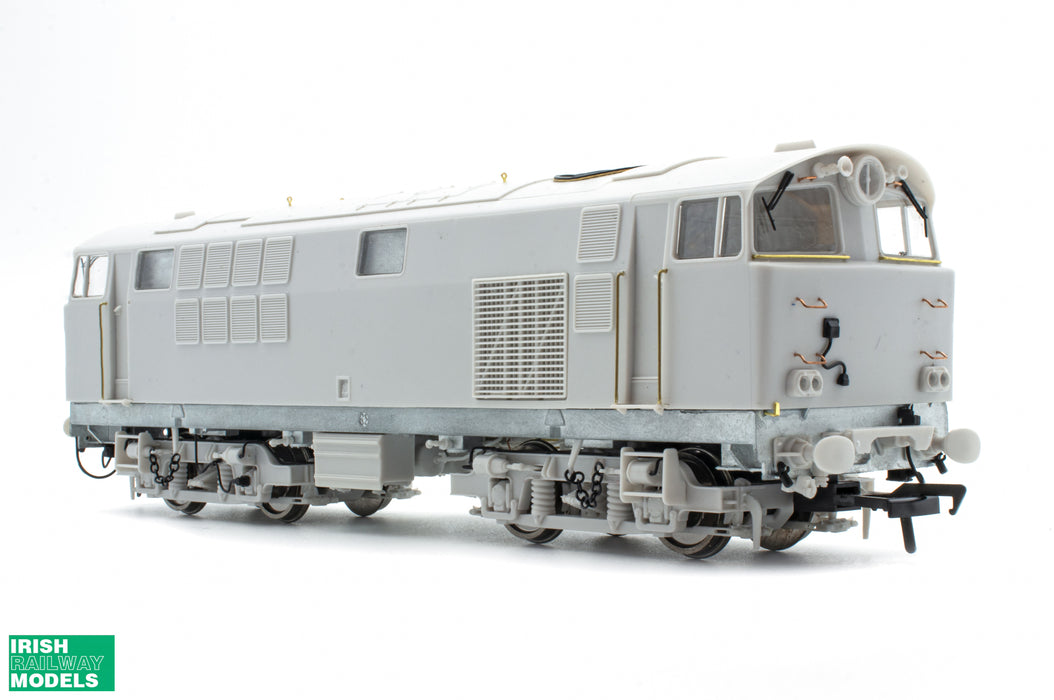 101 'Eagle' Maroon (as delivered) - DCC Sound