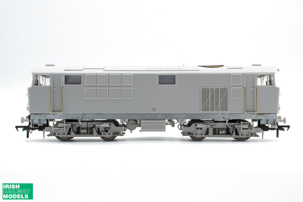 102 'Falcon' NIR Blue, with Red Chevrons - DCC Sound